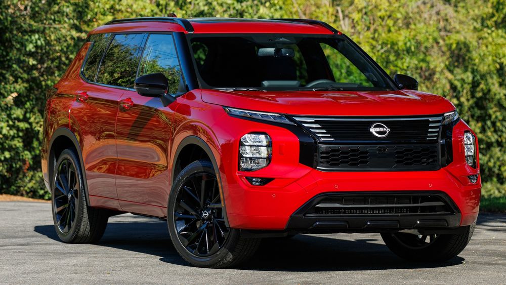 The new 2026 Rogue three-row PHEV takes advantage of Nissan’s electrification experience to make it act more like an EV with tricks like one-pedal driving.